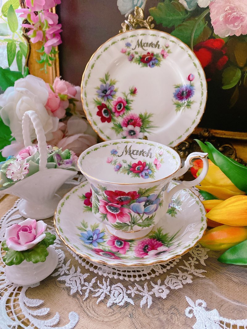 British Bone China Royal Albert Month Cup March Sunflower Tea Cup Coffee Cup - ถ้วย - เครื่องลายคราม หลากหลายสี