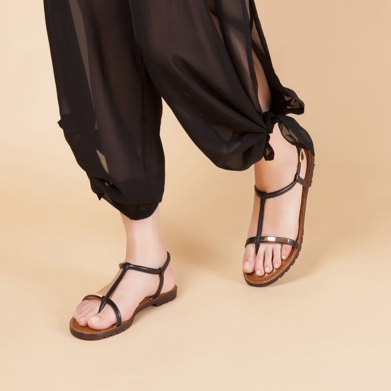 Size Zero [Fashion Pheromones] Full Cowhide T-shaped Thin Metal Buckle Sandals_Texture Black - Sandals - Genuine Leather Silver