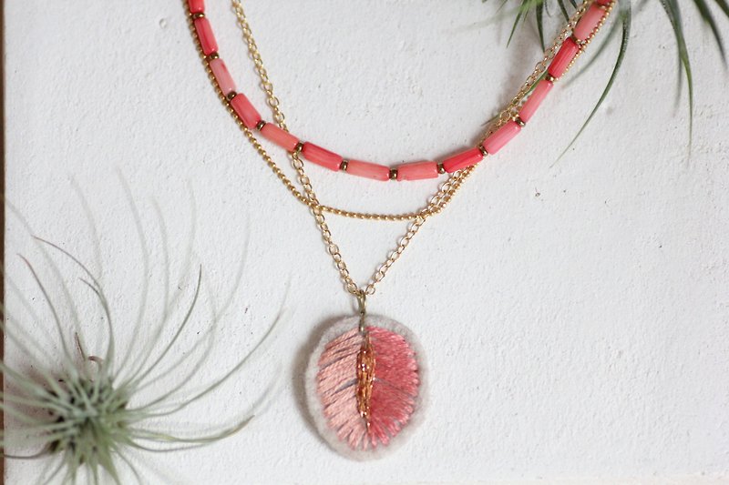 Flamingo necklace - coral color feather motif with coral and gold triple chains - Necklaces - Polyester Pink