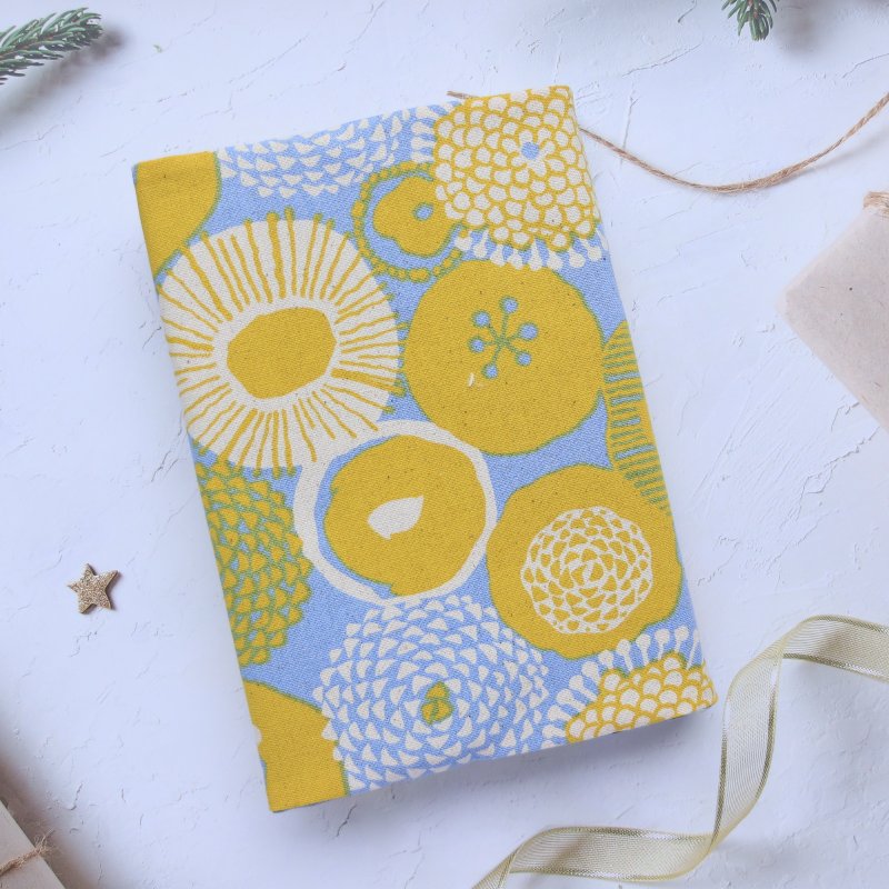 [Midsummer-Yellow] Book Cloth Book Cover Adjustable Book Cover A5 A6 B6 20K 16K - Book Covers - Cotton & Hemp White