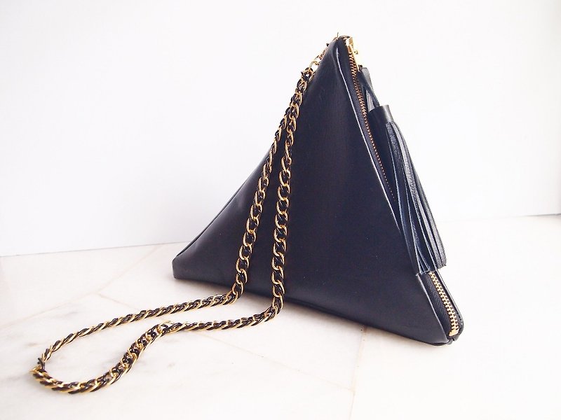 Black Geometric Leather Triangle Bag with Tassel and Metal Chain Straps ...