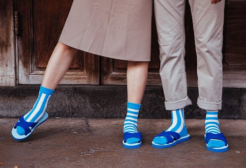 Cosi Socks Cosi臺灣色彩-藍白帆布無痕中長不對稱襪 臺灣製MIT