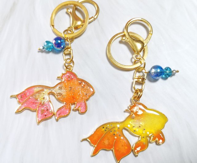 魚座のキーホルダーハンドメイド　レジン