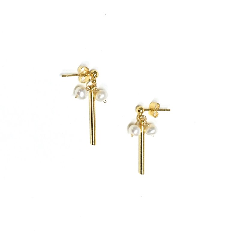【Ruosang】【Environment】Geometry. Natural pearl. Simple style/minimalist style earrings. Plated Bronze earring / earrings / ear hook / Clip-On - ต่างหู - เครื่องเพชรพลอย สีทอง