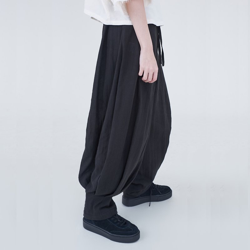 TRAN - hem pleated wide pants - กางเกงขายาว - ผ้าฝ้าย/ผ้าลินิน สีดำ