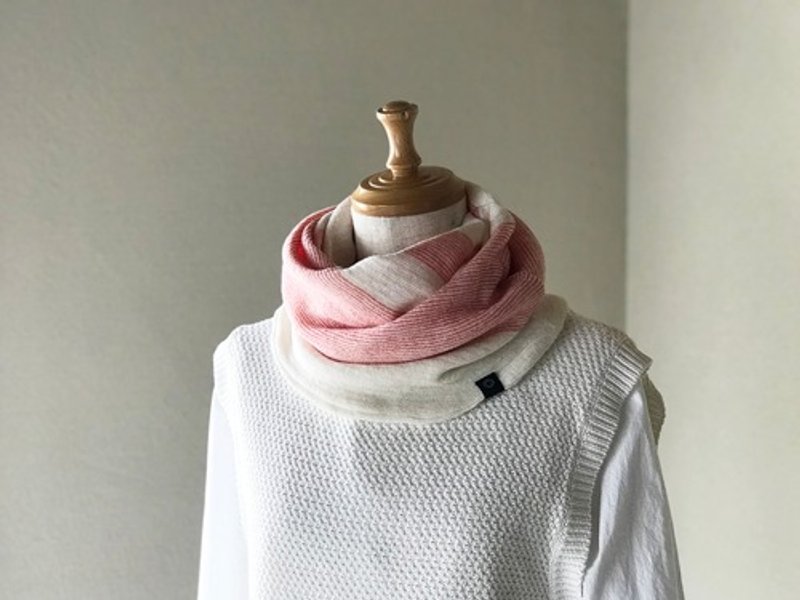 Pinkoi Proxy Purchase - Soft and fluffy organic cotton x linen / reversible twisted snood, vermilion red x ivory - Scarves - Cotton & Hemp 