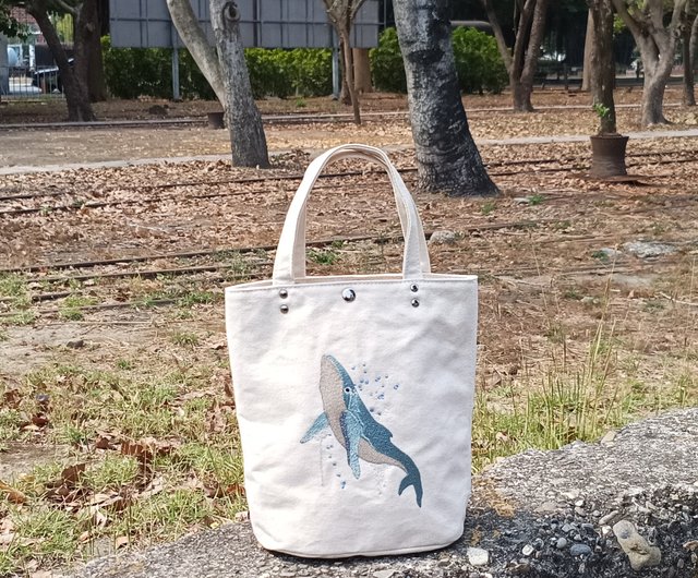 クジラ刺繍入りスモールトートバッグ 胎芽布バッグ トートバッグ