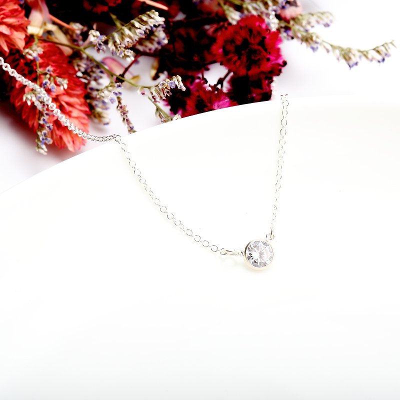 Single Swiss Diamond / Zircon Hearts and Arrows s925 sterling silver necklace - สร้อยคอ - เงินแท้ สีใส