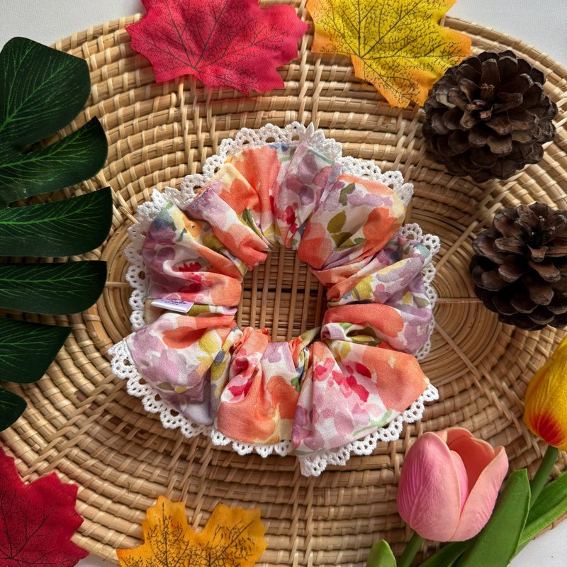 Floral Lace Dream Collection Scrunchies - 髮夾/髮圈 - 棉．麻 