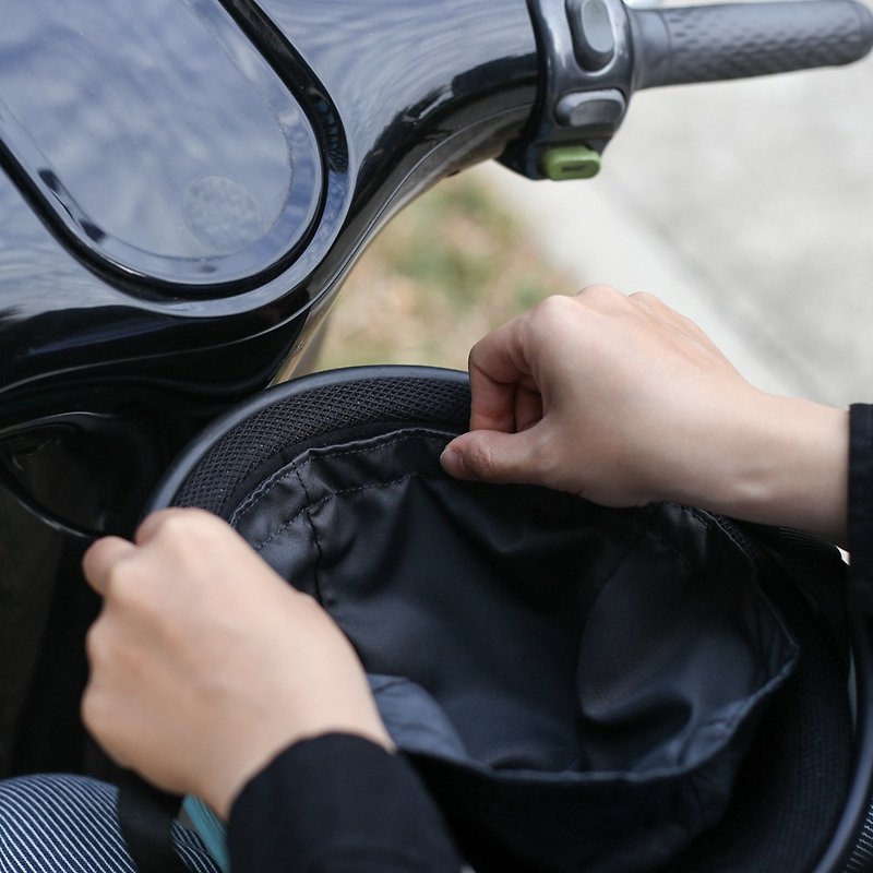 防水通気性安全ヘルメット裏地共用オートバイ帽子カバー - 帽子 - 防水素材 ブラック