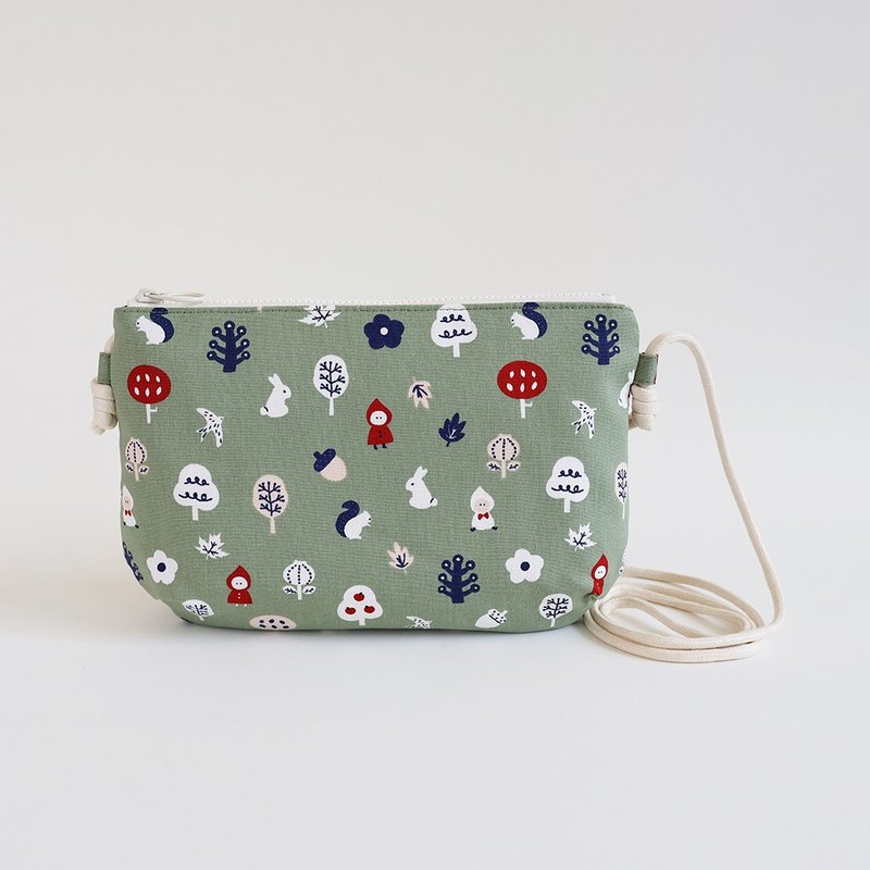 Hand-sewn pink and green animal jungle Little Red Riding Hood picture carry-on small cross-shoulder cloth bag - Messenger Bags & Sling Bags - Cotton & Hemp Multicolor