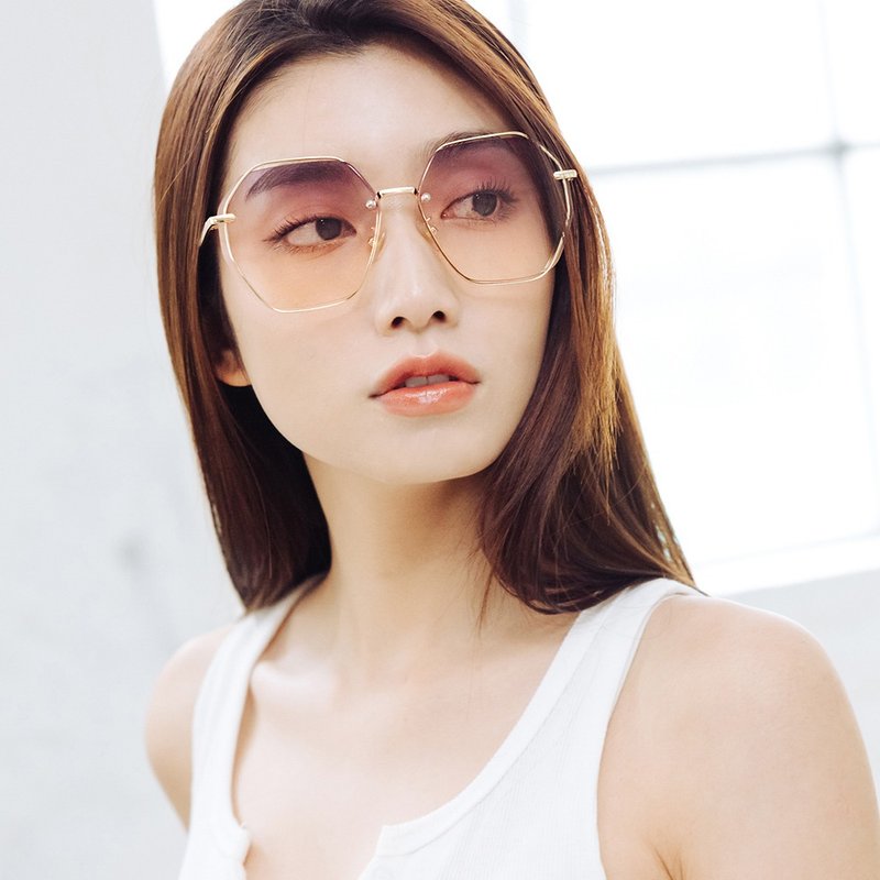 A chance encounter between the flowers of Bellflower │ Star Wish Jelly Flower Bud Powder Gradient Sunglasses │ UV400 Sunglasses - แว่นกันแดด - โลหะ สึชมพู