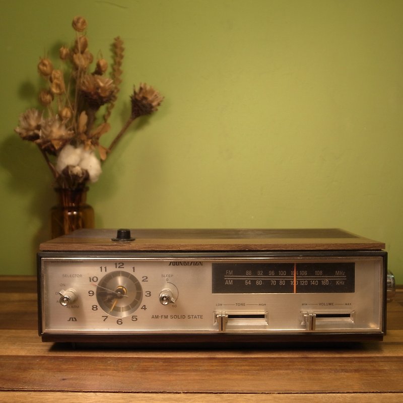 オールドボーンオールドラジオクロックVINTAGE - 時計 - その他の素材 ブラウン