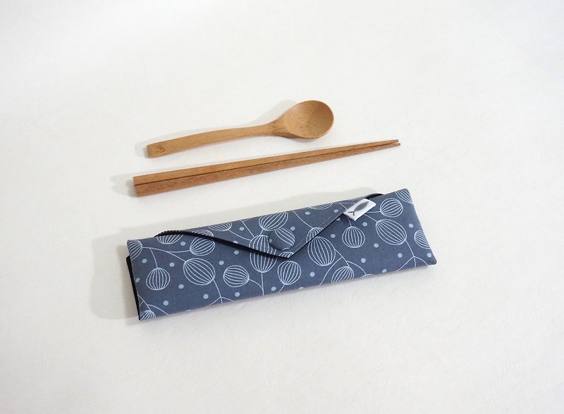 / Lantern flower - gray // cutlery bag / brush bag / stationery pencil case - Storage - Cotton & Hemp Gray
