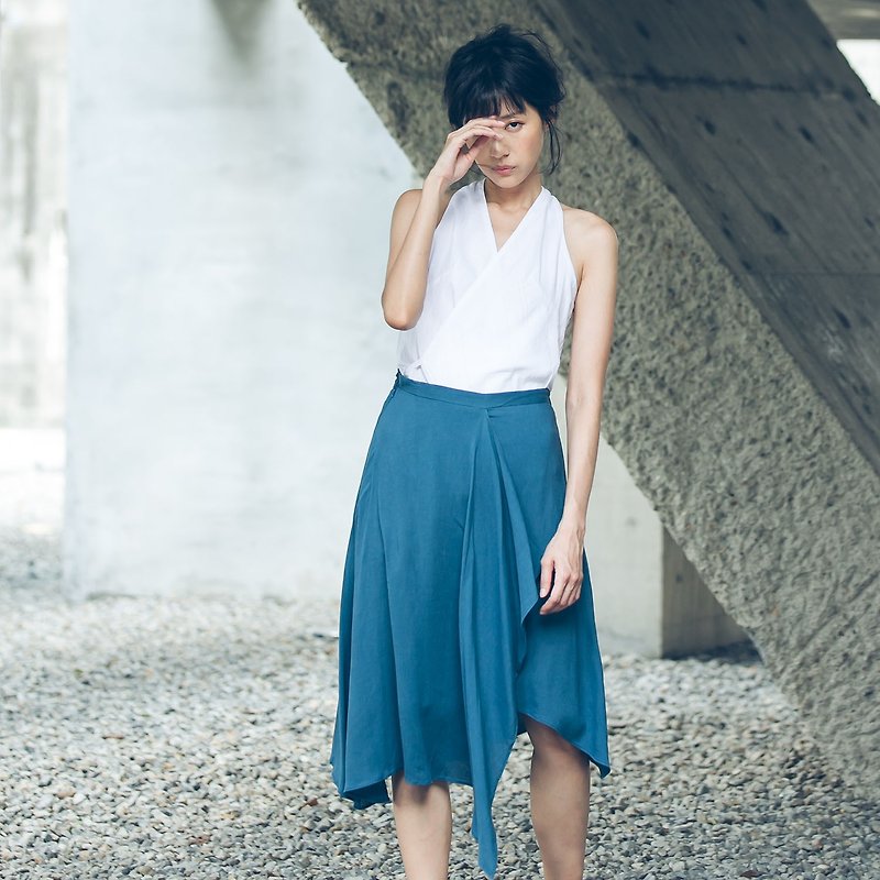Draped asymmetric midi skirt - Cerulean - กระโปรง - ผ้าฝ้าย/ผ้าลินิน สีน้ำเงิน