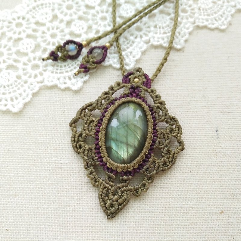 gallery. Flowers. Iridescent Labradorite X South American Brazilian Wax Necklace - Necklaces - Gemstone Green