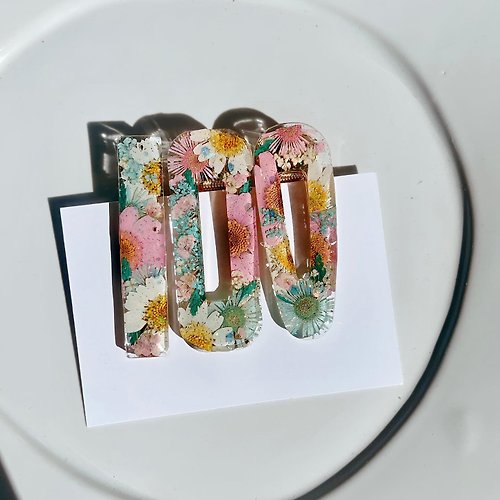 NeverOld Story NeverOld Story Personalized Hair Clip: Floral Collection