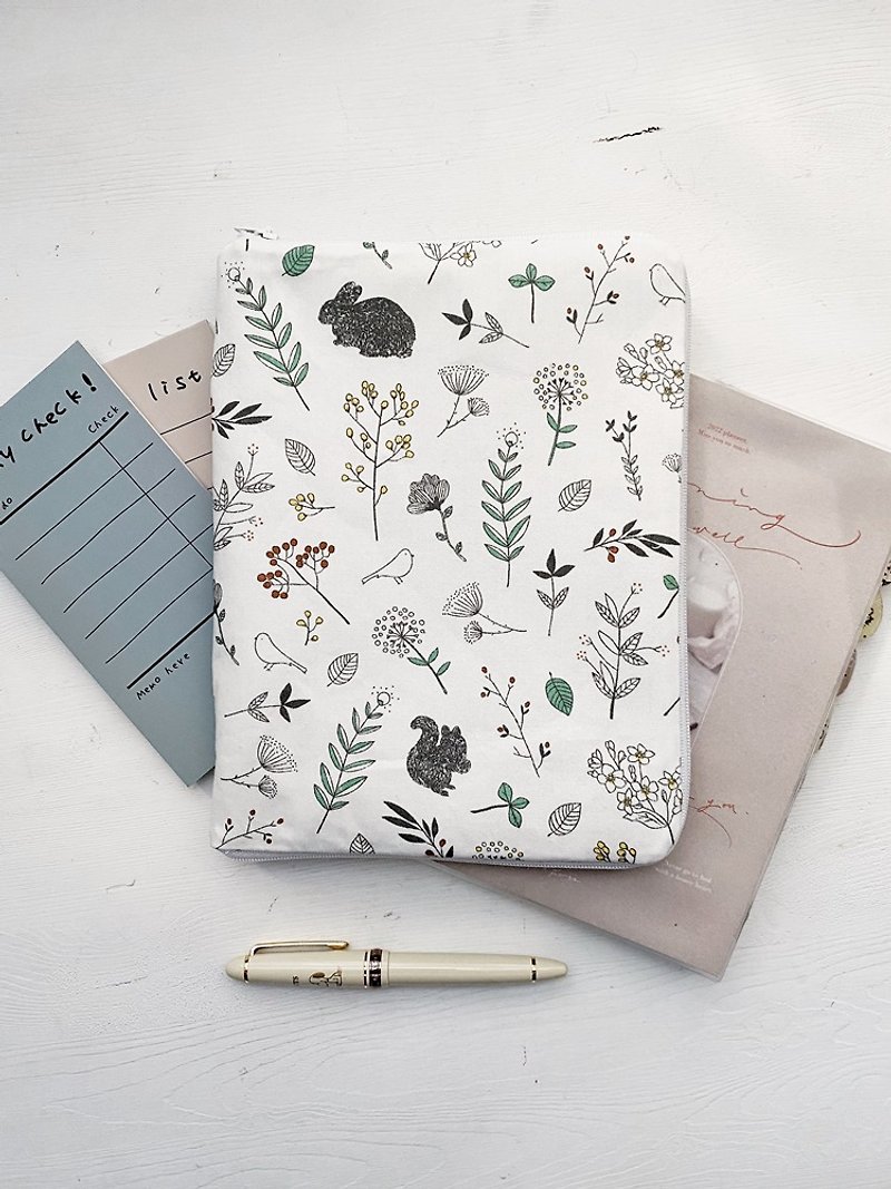hairmo stationery hand account zipper biscuit bag - flower and bird bookmark (hand account. diary. notepad) - Notebooks & Journals - Cotton & Hemp White