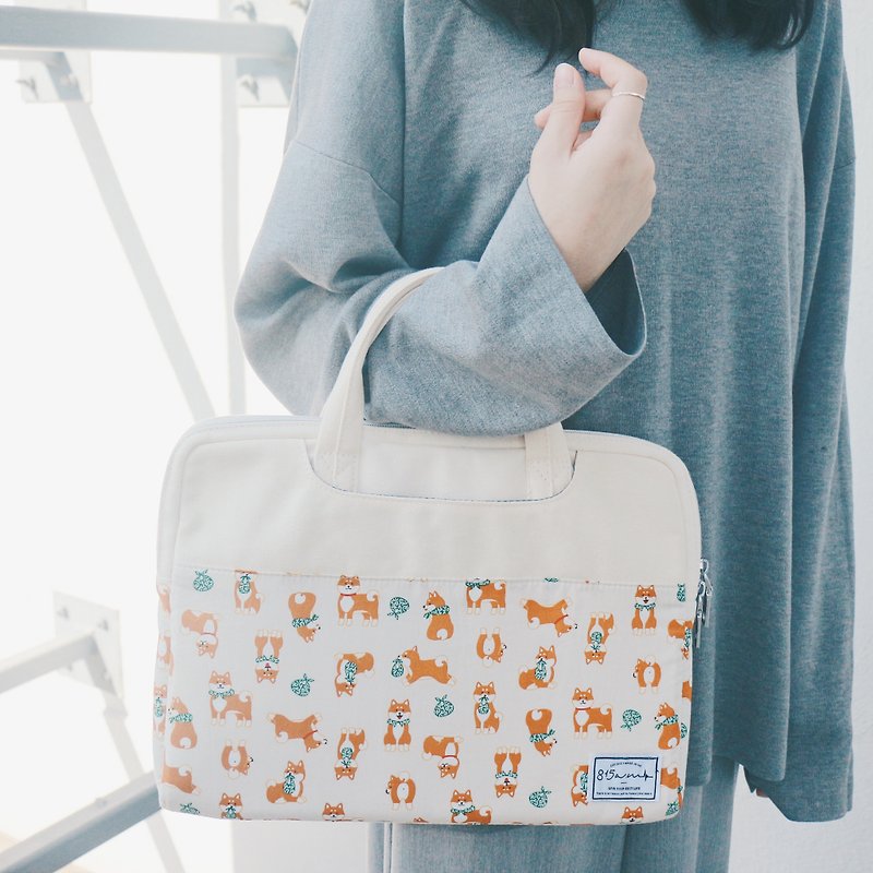 White Shiba Inu-Color-block Fabric Laptop Bag (13-14 inches) / 815a.m - กระเป๋าแล็ปท็อป - ผ้าฝ้าย/ผ้าลินิน ขาว
