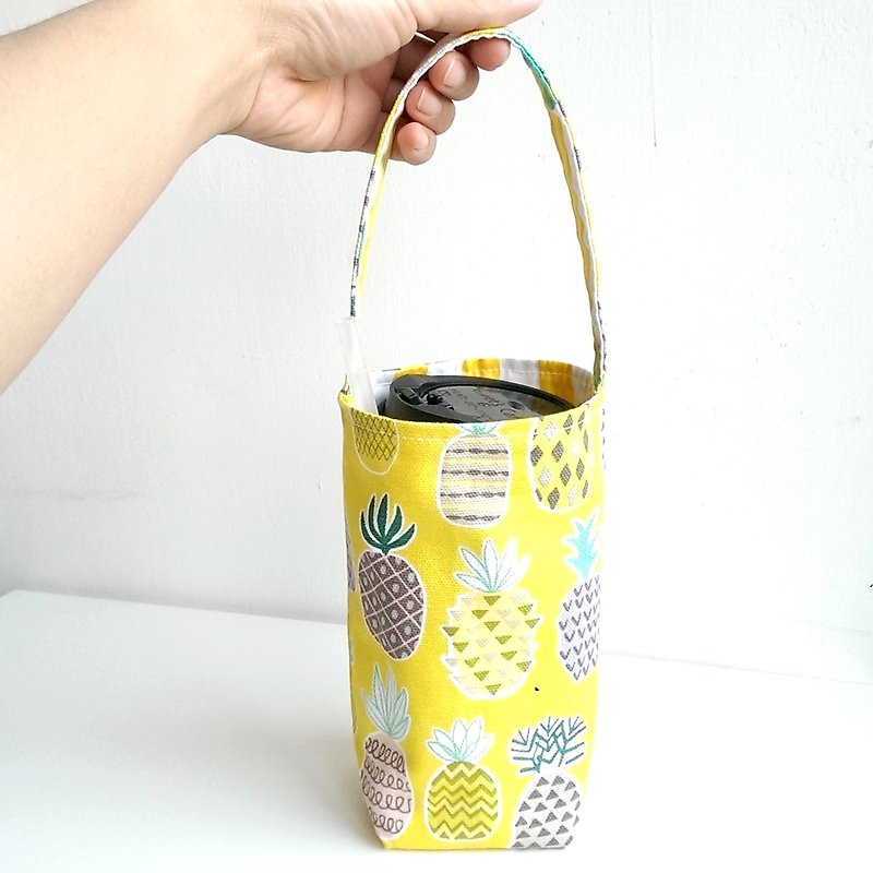Summer eco-friendly beverage cup (double-sided) - Pineapple - ถุงใส่กระติกนำ้ - ผ้าฝ้าย/ผ้าลินิน 
