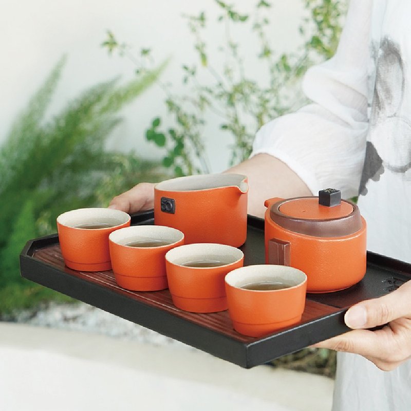 陸寶 樂飲茶禮 1壺4杯+茶托 茶具組 - 茶壺/茶杯/茶具 - 陶 