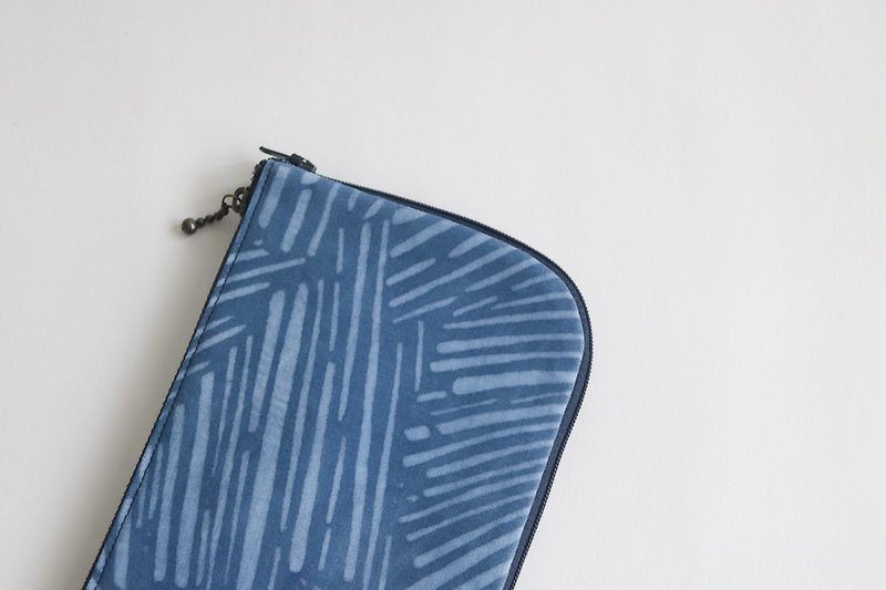 Mobile phone passport bag-swaying tree shadow - อื่นๆ - ผ้าฝ้าย/ผ้าลินิน สีน้ำเงิน
