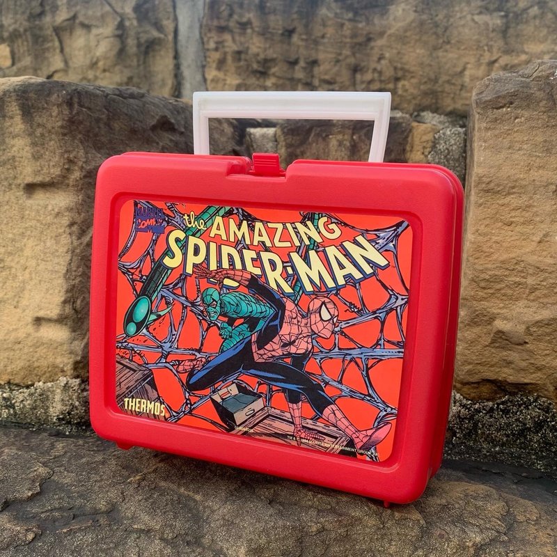 Made in the United States, 1994 The Amazing Spider Man lunch box ornament - ของวางตกแต่ง - พลาสติก สีแดง