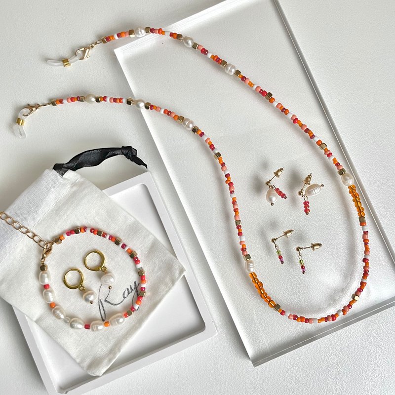 Gift Set earrings+bracelets+mask chain - 口罩繩, 珍珠耳環 - 手鍊/手環 - 珍珠 橘色
