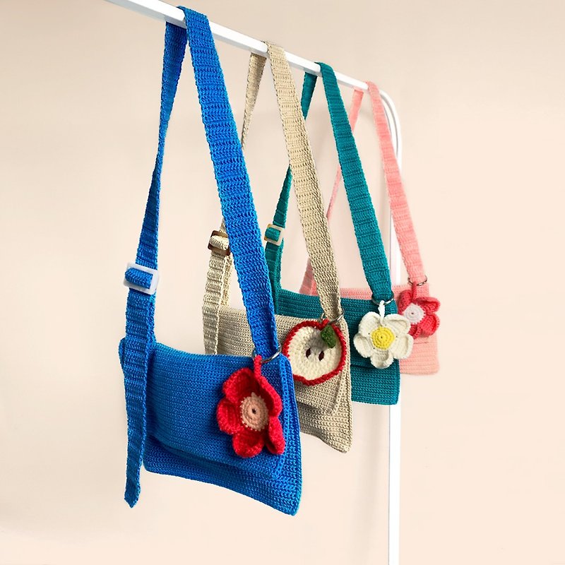 Goody Bag - Crochet Messenger Bag with Cutie keychain - กระเป๋าแมสเซนเจอร์ - วัสดุอื่นๆ หลากหลายสี