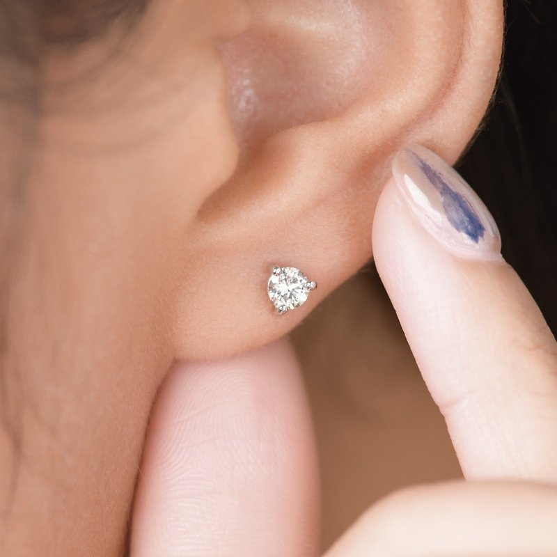 Single point starlight diamond earrings 0.05 carat light jewelry (white K gold platform) Mother's Day SS23 - ต่างหู - เพชร สีใส