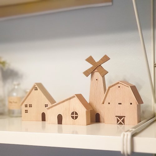 MixxEverything Wooden mini house for decoration Set E