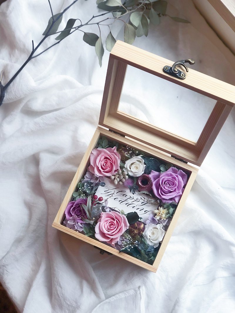 Preserved Flower Glass Wooden Box Custom Name Rose Flower Box Preserved Flower Valentine's Day - ช่อดอกไม้แห้ง - วัสดุอื่นๆ 