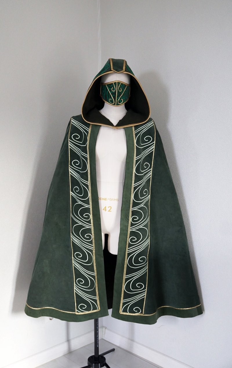 Green velvet fantasy cape for Assassin Valhalla cosplay - LARP costume - Other - Cotton & Hemp Green