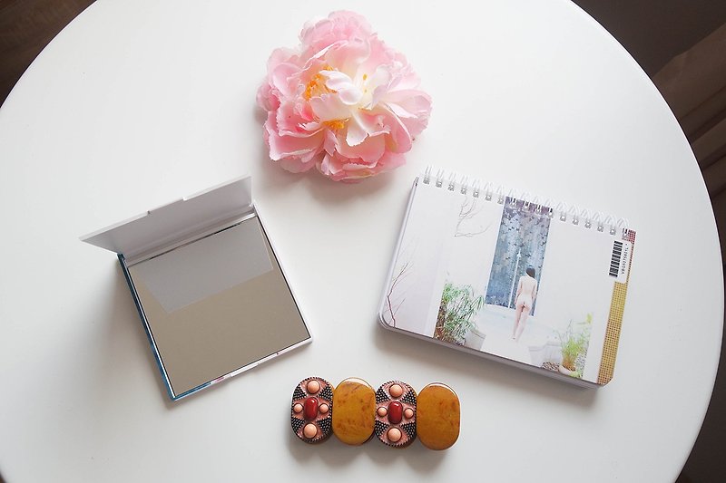 <云游视界@ pictour> Hard-shell cover universal blank notepad_Sexy Land_Girls photo - Notebooks & Journals - Paper Transparent