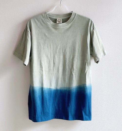 BLUE PHASE 日本製 Quiet Time 優しい緑と青に藍染と泥染したオーガニックコットンTシャツ Aizome Mud dyed organic cotton