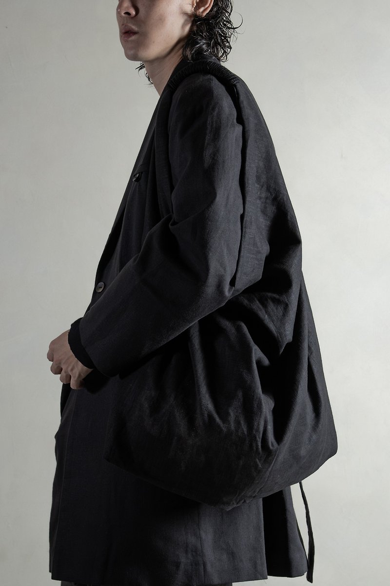 Karma / Monk bag 棉麻側背包 肩包 黑色 - 側背包/斜背包 - 棉．麻 