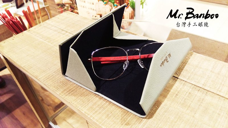 [Mr.Banboo manual folding glasses box] - Glasses & Frames - Genuine Leather Silver
