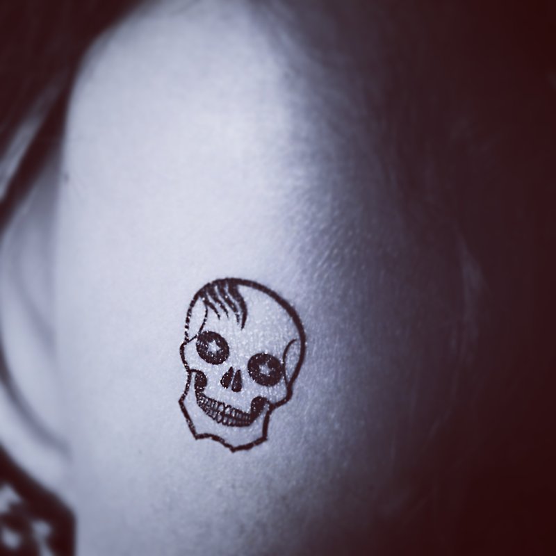 OhMyTat Arm Position Skull Tattoo Design Tattoo Stickers (2pcs) - Temporary Tattoos - Paper Black
