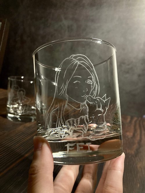 銘心藝品 【客製】可愛似顏繪風 玻璃雕刻 酒杯 情人節 人像酒杯 貓