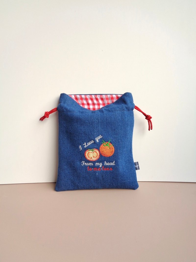 Tomato embroidered mini denim jean bag - 束口袋/束口背包/水桶包 - 繡線 藍色