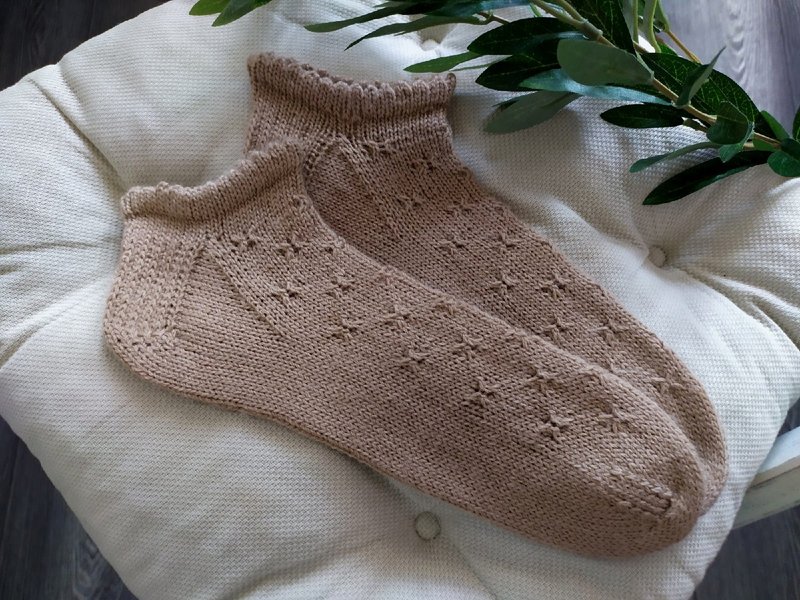 Handmade knitted womens socks/ Warm knitted accessory - Socks - Wool Brown