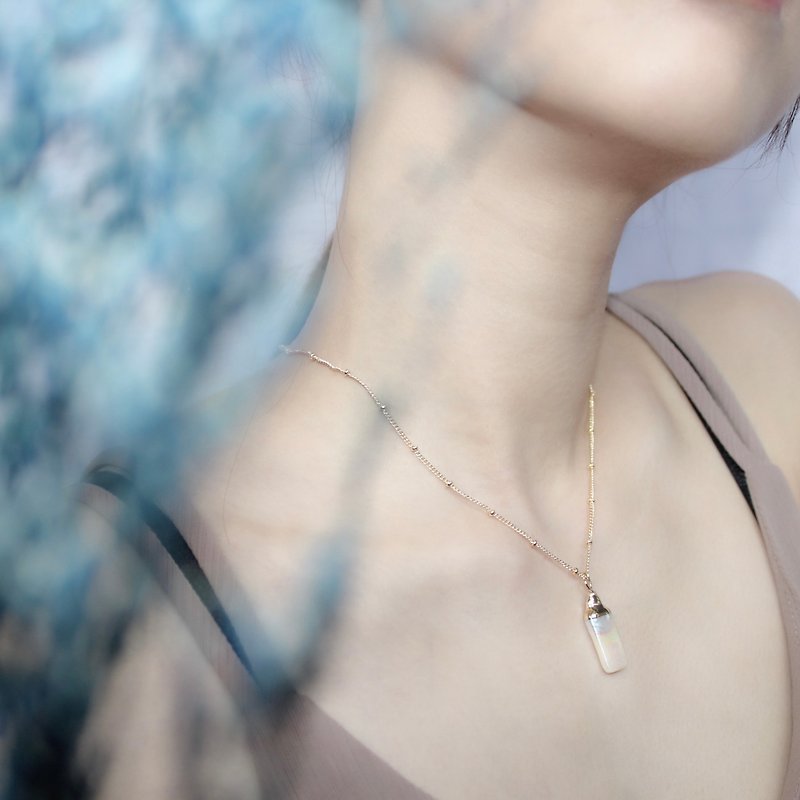 Freshwater pearl square simple 14k gold-covered short necklace clavicle chain - สร้อยคอทรง Collar - ไข่มุก ขาว