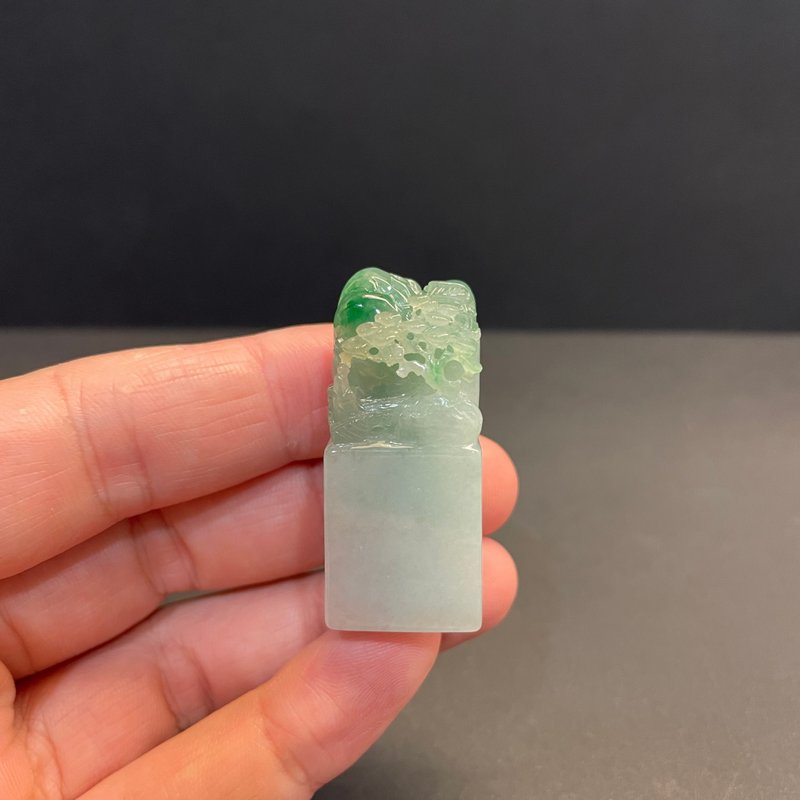 Hanyu Jewelry Natural Jade White Background Green Mountain Water Stamp Mountain Water Seal New Square Seal Myanmar Jade Seal - อื่นๆ - หยก 