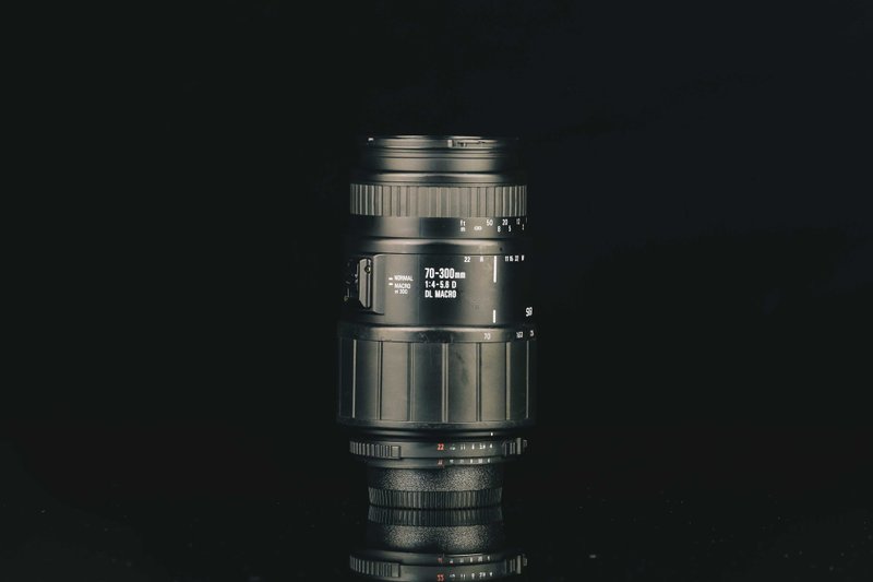SIGMA DL MACRO 70-300mm F4-5.6 D For Nikon #4511 - 相機/拍立得/底片相機 - 其他金屬 黑色