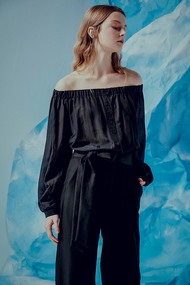 Flat shoulder strapless black shirt - Women's Tops - Silk Black