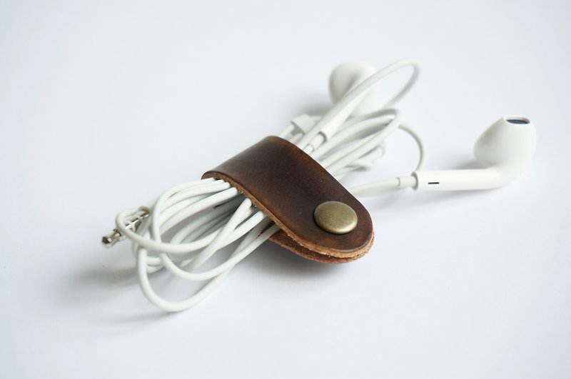 ::: Short section - Hand-made olive ::: Hub / collector / reel Valentine's Day Mother's Day Father's Day exchange gift Christmas graduation gift - Cable Organizers - Genuine Leather Green