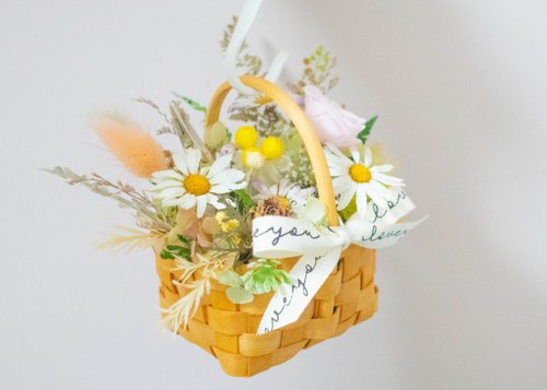 小春です。プリザーブドフラワー 小春バスケット(ディープルビー/ピンク/オレンジ)/プリザーブド