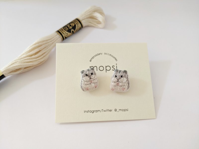 Djungarian hamster embroidery earrings / Clip-On - ต่างหู - งานปัก สีเทา