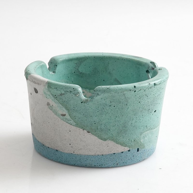 Cement ashtray - Trash Cans - Cement 
