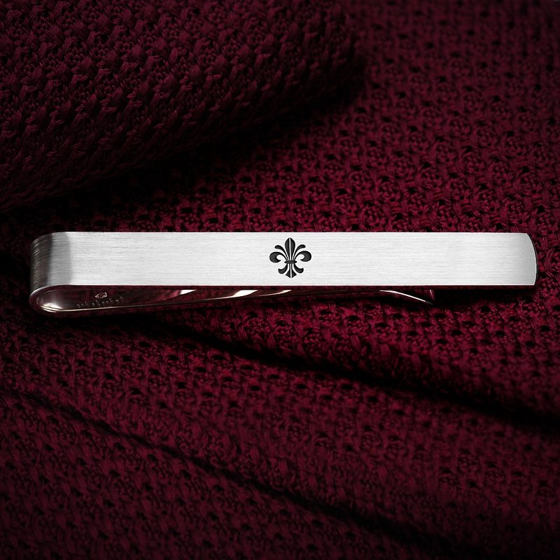 Custom tie clip engraved, Silver tie clip personalized on the back, Fleur de lis - เนคไท/ที่หนีบเนคไท - เงินแท้ สีเงิน